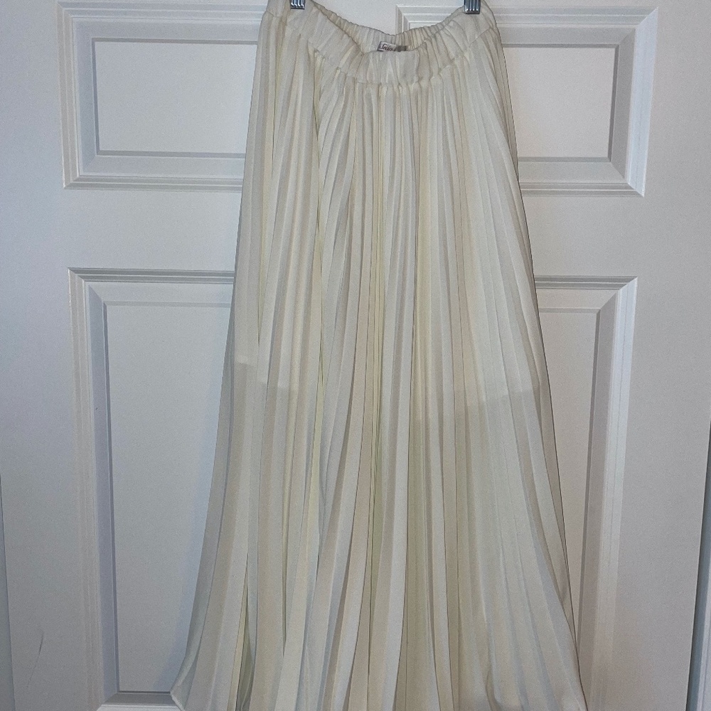 White Pleated Maxi Skirt